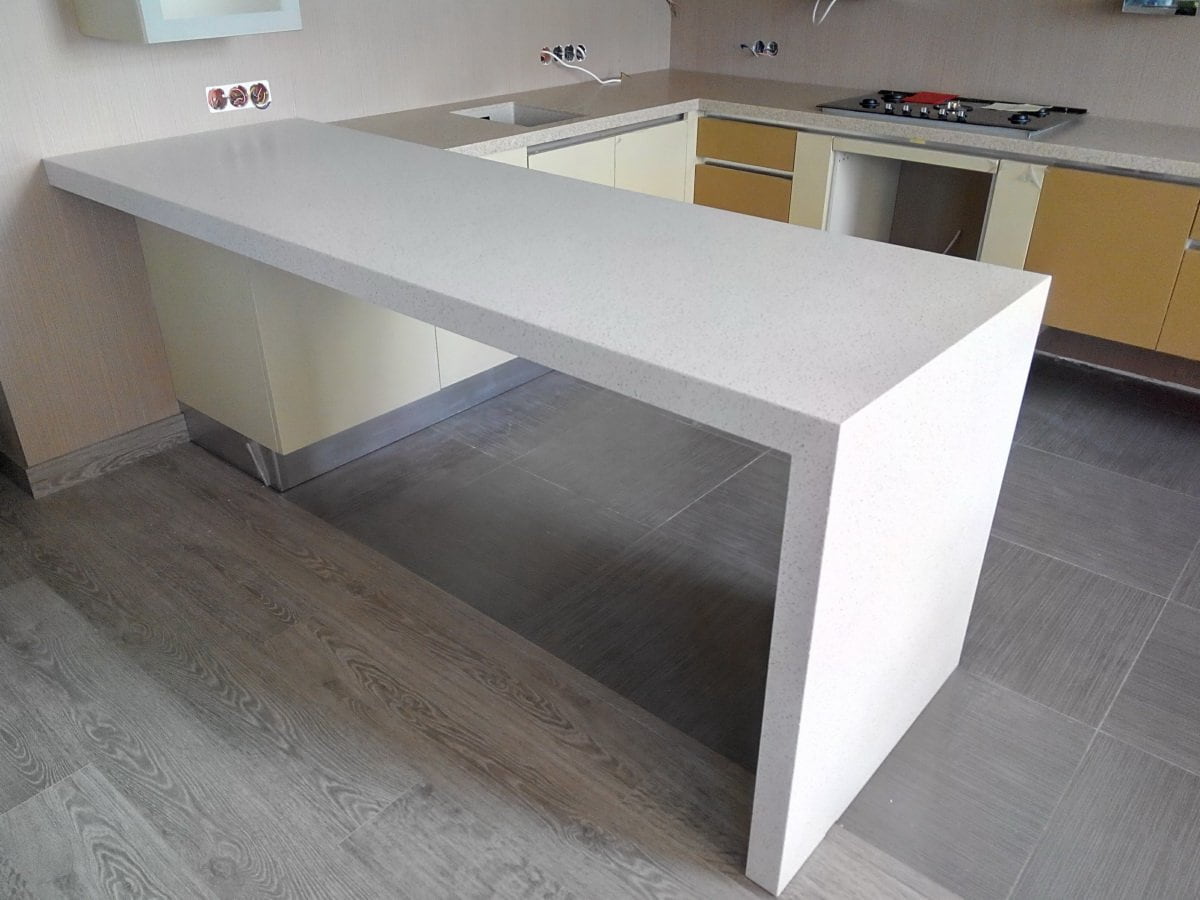 Барные стойки из искусственного камня