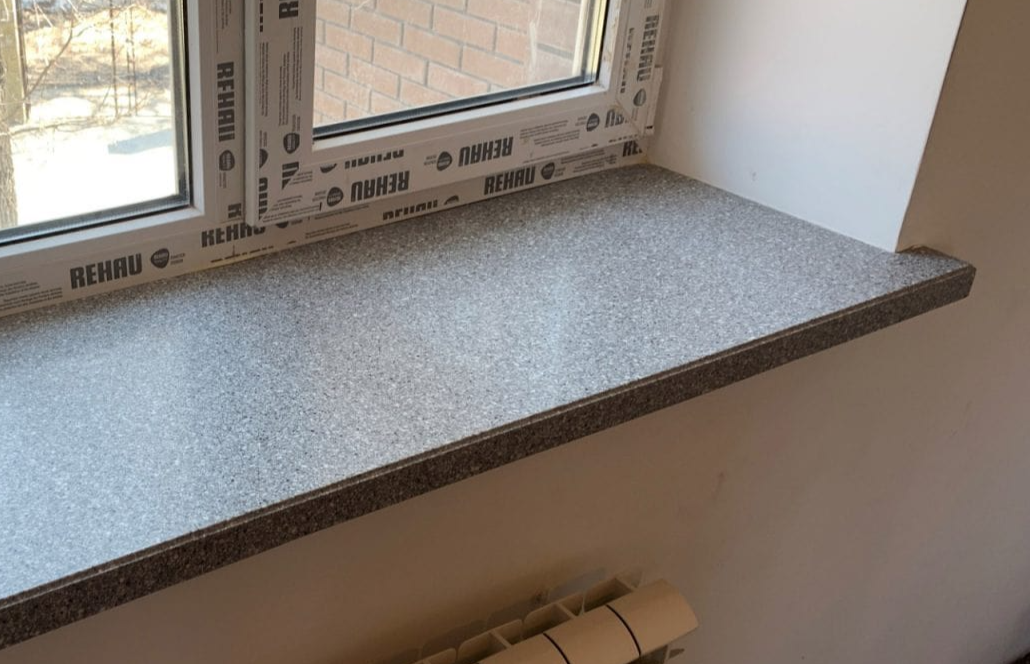 Подоконник из кварцевого агломерата 