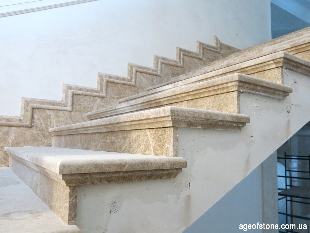 Кварцевые ступени для лестницы