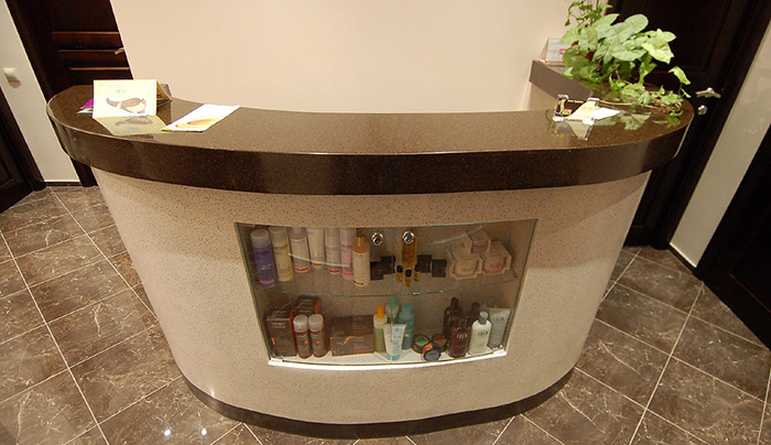 Стойка ресепшн из искусственного камня №5