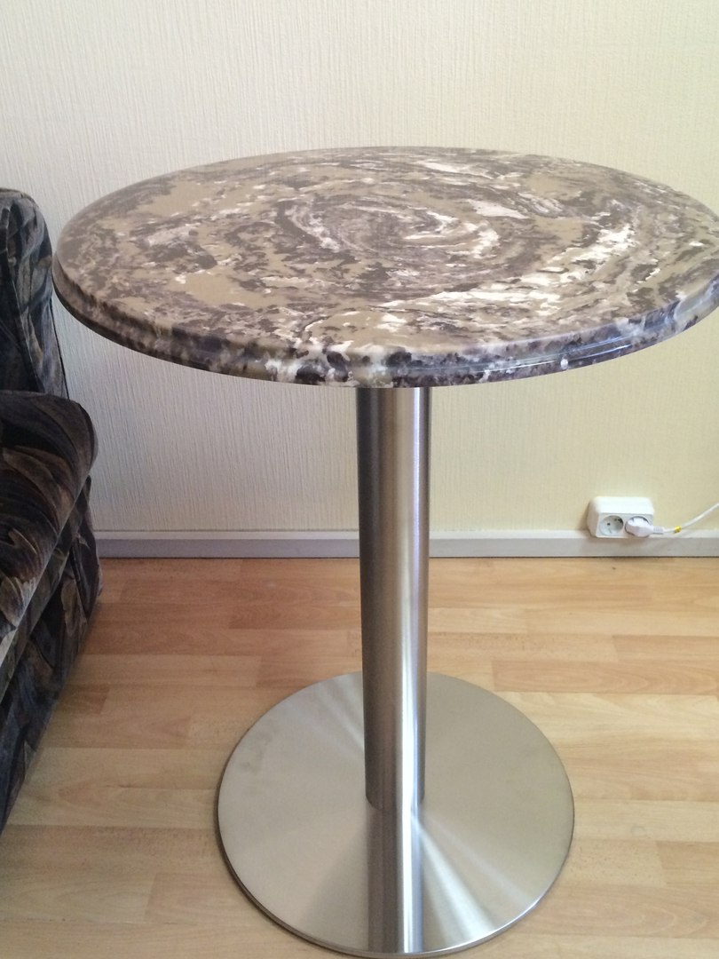 Стол из искусственного камня в Спб №1